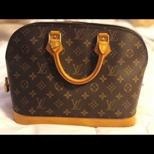 Louis Vuitton Alma